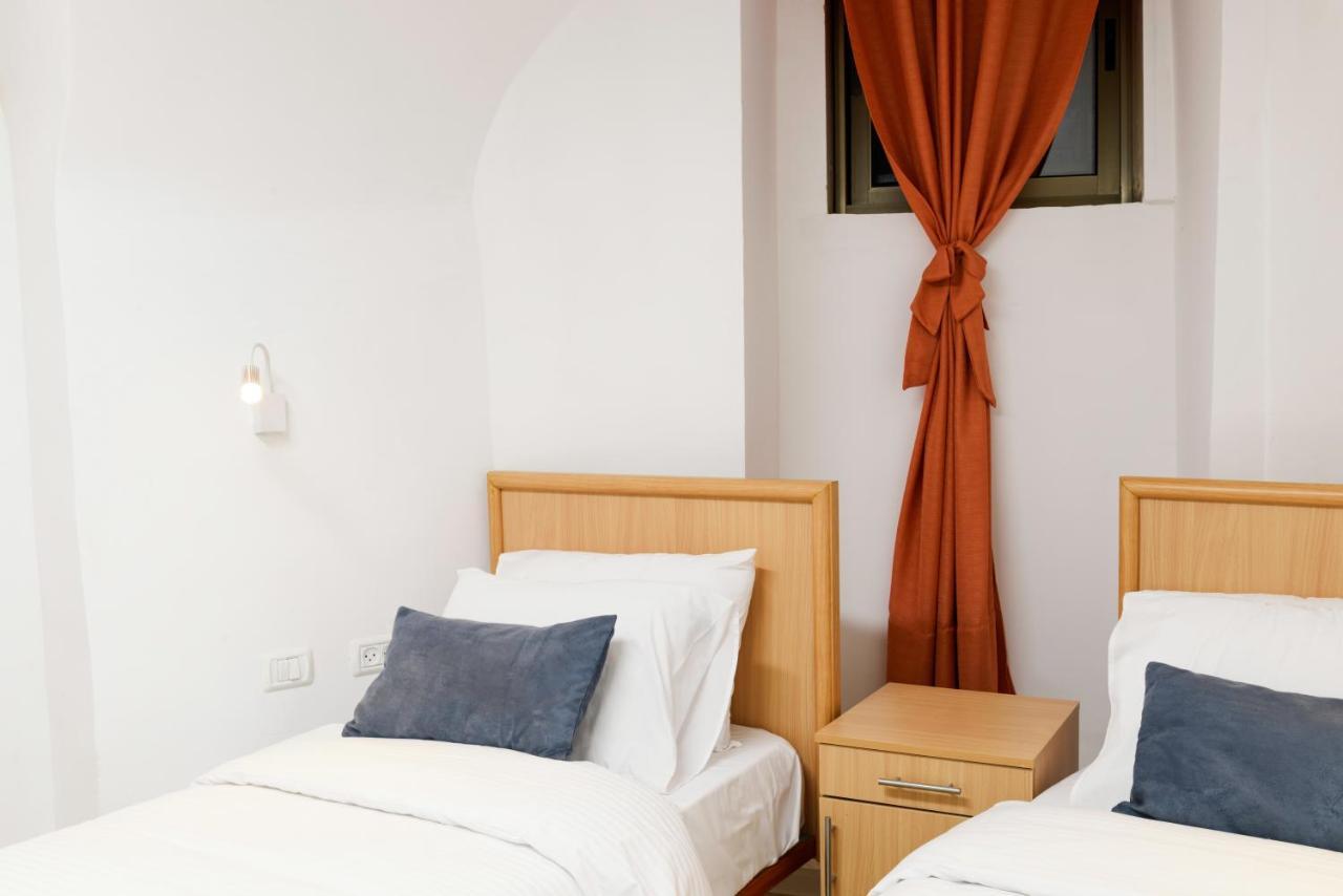William'S Guest House เยรูซาเลม ภายนอก รูปภาพ